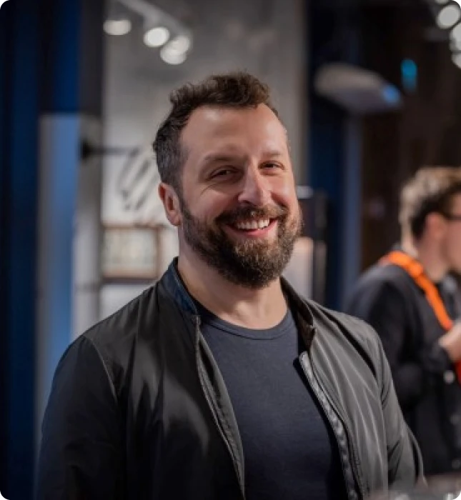 Łukasz Woźniakowski, COO